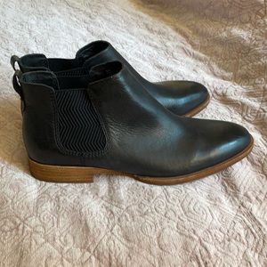 NWT Kork-Ease black Chelsea boots sz 9.5